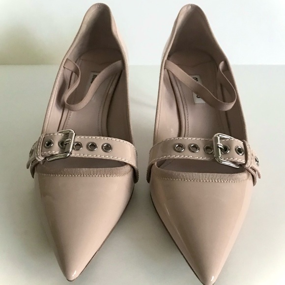 Miu Miu Buckle Kitten pump - Picture 4 of 10